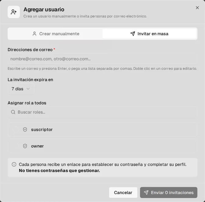 Agregar usuario, pestaña Invitar en masa: direcciones de correo, vencimiento de la invitación y rol para todos